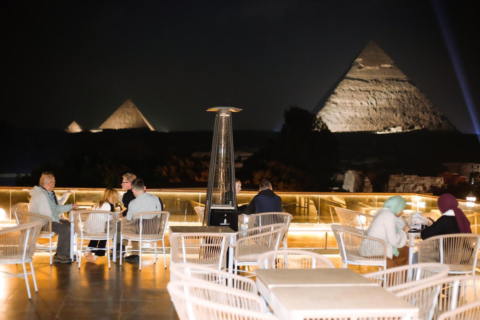 Hostel Tree Lounge Pyramids View , Sphinx Giza Kafret el-Gabal
