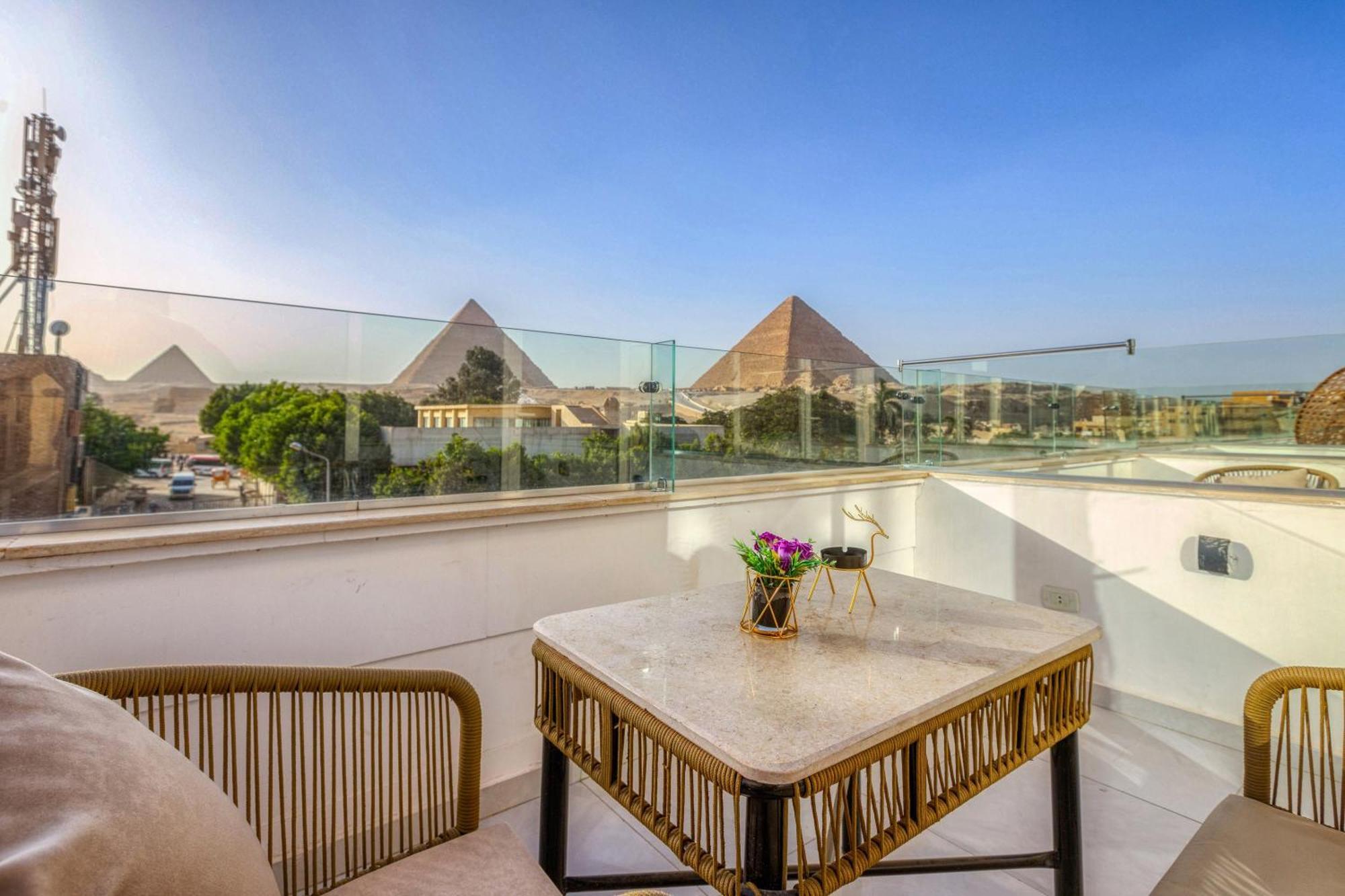 Tree Lounge Pyramids View , Sphinx Giza Hostel *